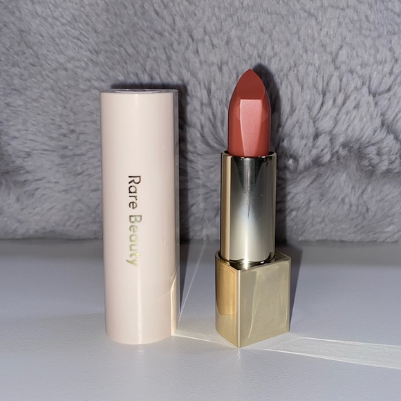 Rare Beauty by Selena Gomez Kind Words Matte Lipstick in Humble 3.5g - Picture 1 of 7